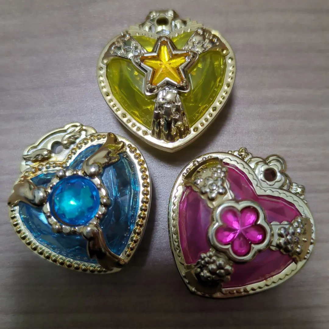 Thumbnail of HUGtto! PreCure Mirai Crystal 3-piece Set