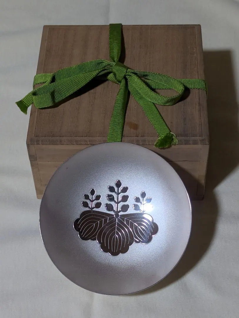 銀杯 運輸大臣賞 造幣局製純銀1000 約99g 銀杯 運輸大臣賞 造幣局製純銀1000 約99g - メルカリ