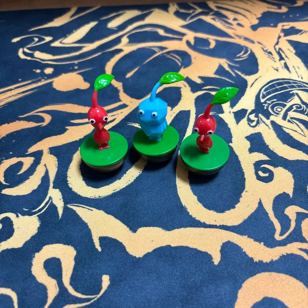 皮克敏 公仔 3個一套 的縮圖