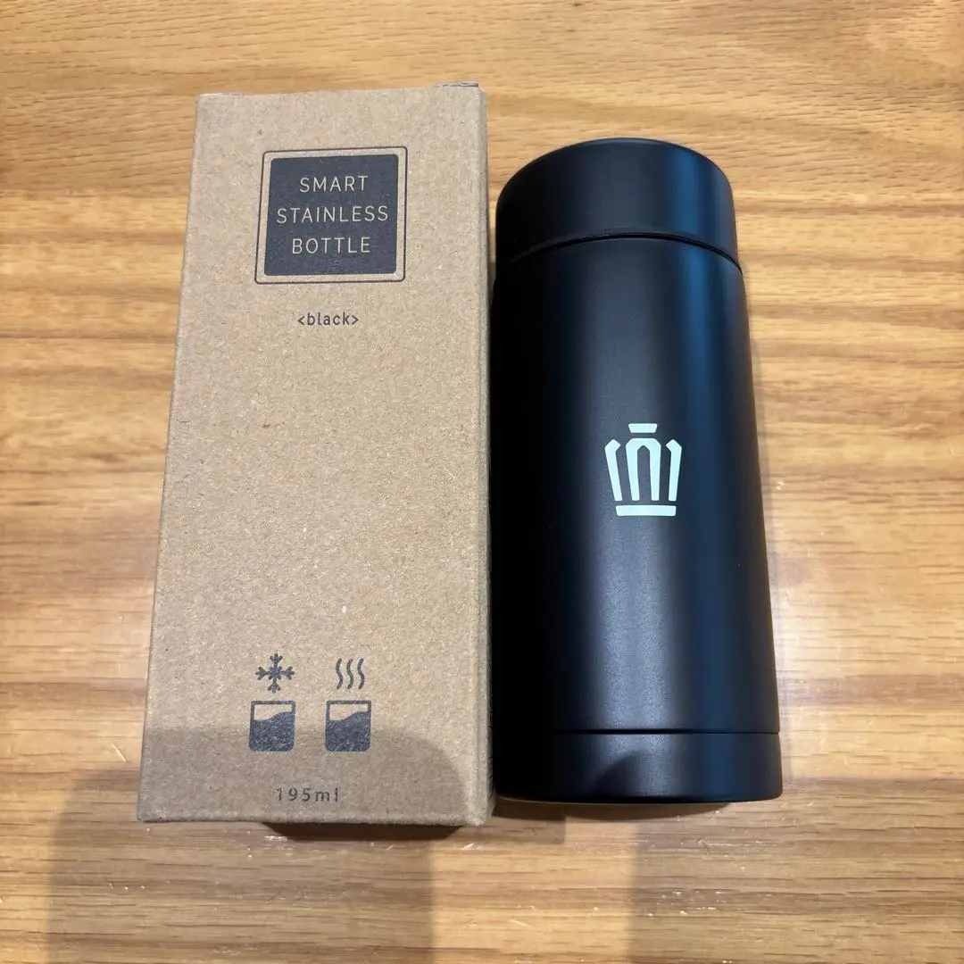 ランドクルーザー 真空ボトル 600ml 70ロゴ　ポップアップ限定カラー水筒 ランドクルーザーのスタイルを表現するファッション＆ギアライン