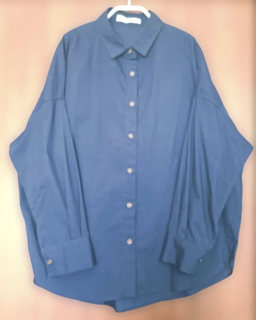Thumbnail of Long-sleeved shirt