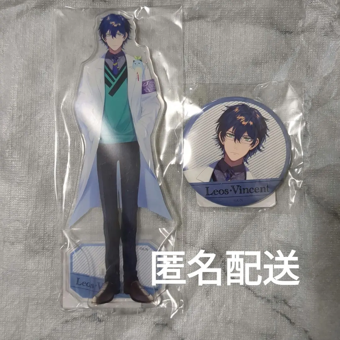 Thumbnail of Nijisanji acrylic stand and button badge
