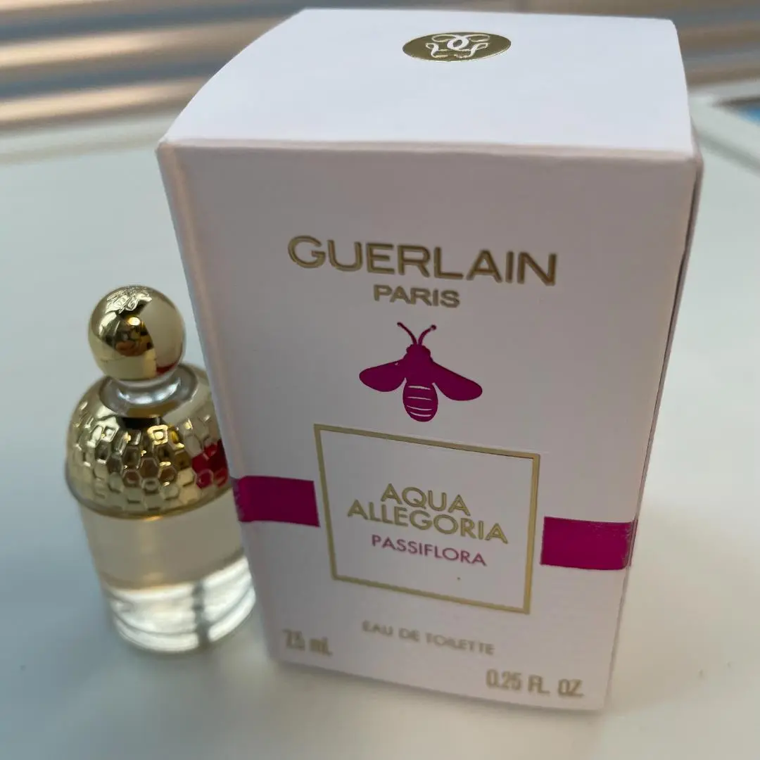 ゲラン アクア アレゴリア パッシフローラ アクア アレゴリア パッシフローラ - ゲラン (Guerlain) | カラリア