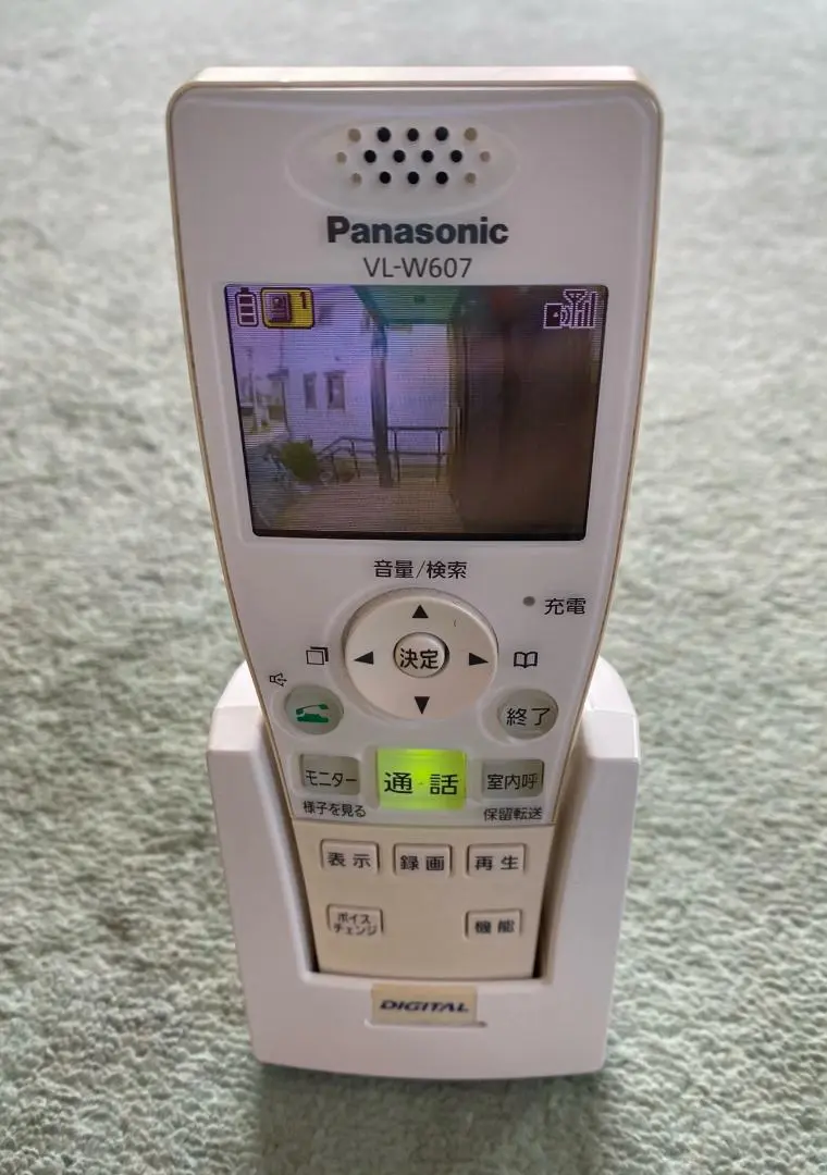 パナソニック ドアホンモニター電話子機 VL-W607 充電台付き 概要 ワイヤレスモニター子機 VL-W607 | 消耗品・別売品 | Panasonic