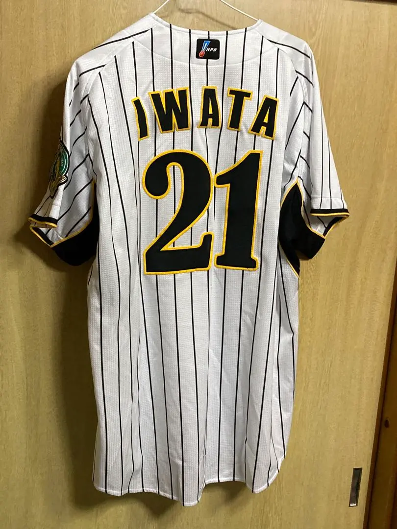 阪神タイガース　岩田稔選手　プロコレクションユニフォーム　XAサイズ 2025年最新】岩田稔 ユニフォームの人気アイテム - メルカリ