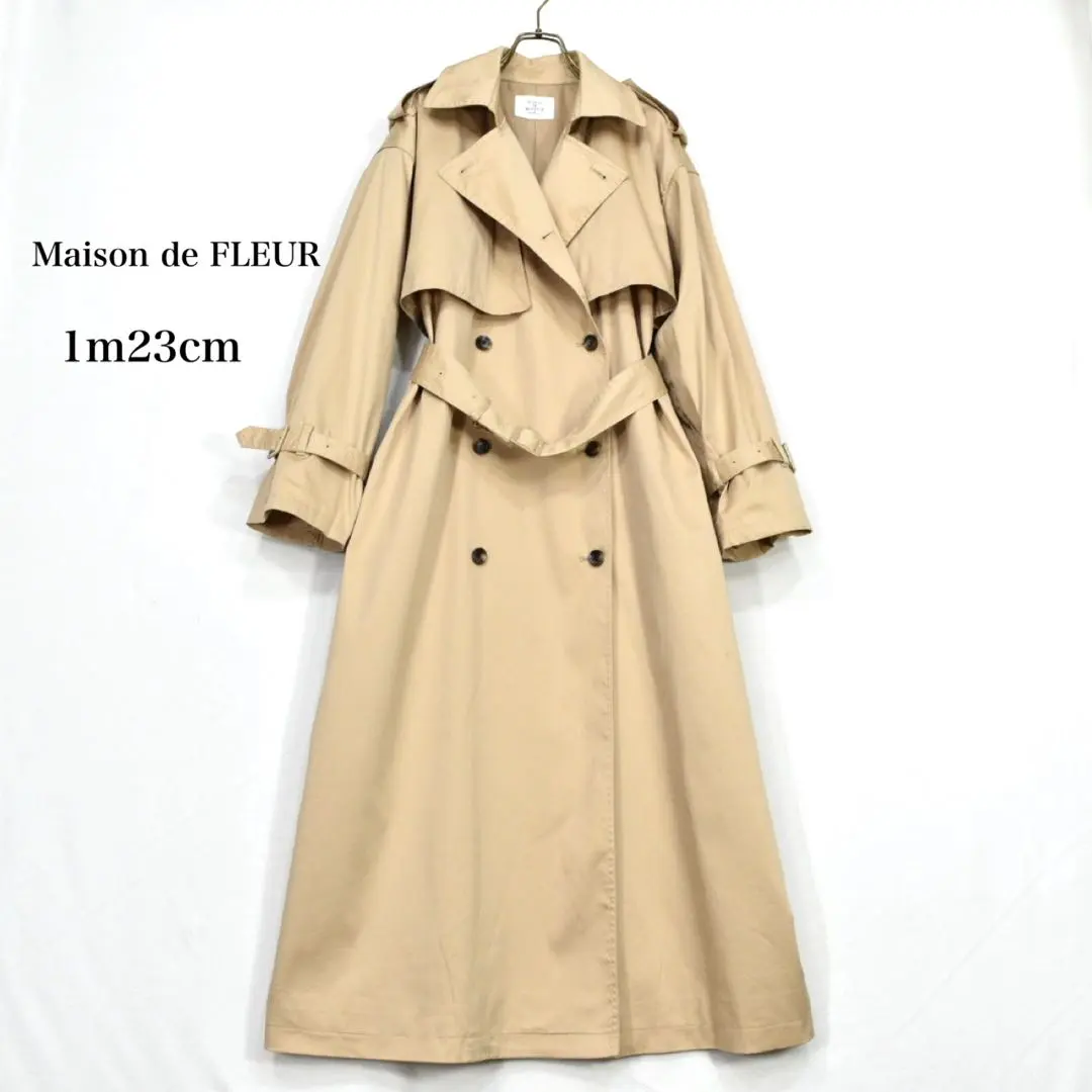 美品☆メゾンドフルール　ケープ風トレンチコート　ベージュ　Mサイズ 金ボタン 美品☆メゾンドフルール ケープ風トレンチコート ベージュ M
