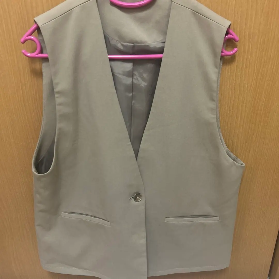 Thumbnail of Monaca beige vest