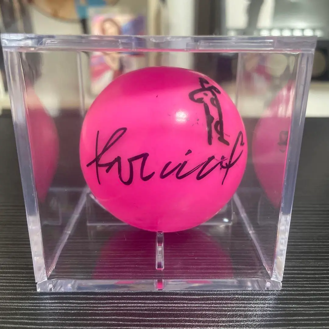 aespa カリナ サインボール Karina ペン卒グッズ - メルカリ