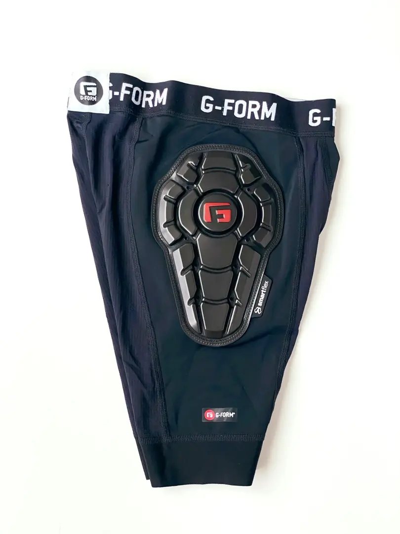 iPad ケース ジーフォーム G-FORM ストライダー プロテクター