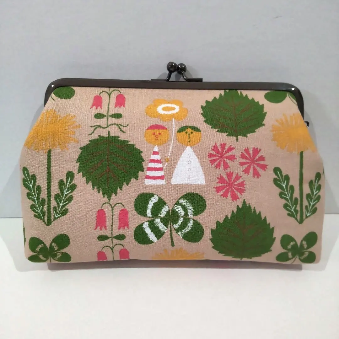 Thumbnail of Gamakuchi pouch, bankbook case, Kippis fabric, four-leaf clover, handmade