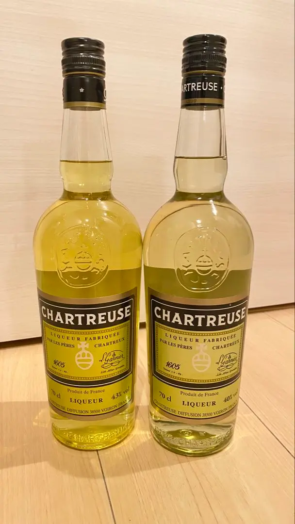 シャルトリューズ ジョーヌ（イエロー・黄） 40度 700ml : 世界
