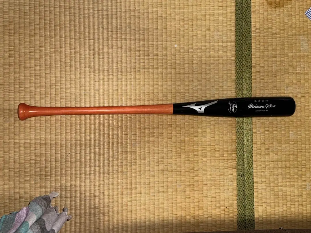 Thumbnail of Mizuno Pro Wood Bat 84cm