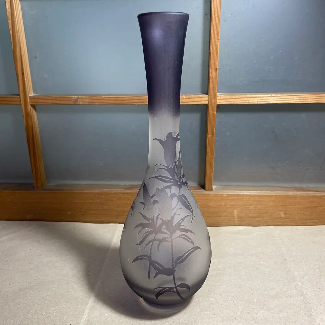 【傷あり】エミール・ガレ風　ガラス製　花瓶　高さ約34cm Amazon.co.jp: 初荷です エミール ガレ風 花草文フラワーベース