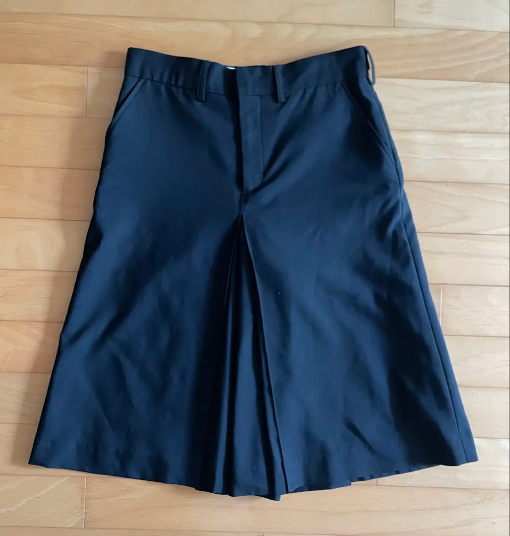 美品 HYKE  キュロットハーフパンツ ブラック サイズ1*QC1283 kindal_8078000258631