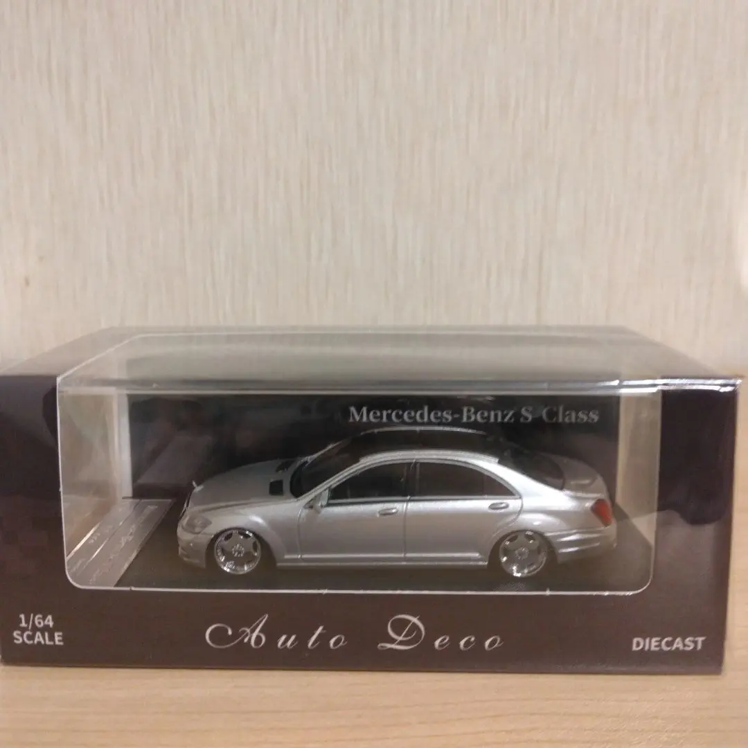 W221 S63AMGミニカー 楽天市場】オートアート 1/43 メルセデスベンツ Sクラス
