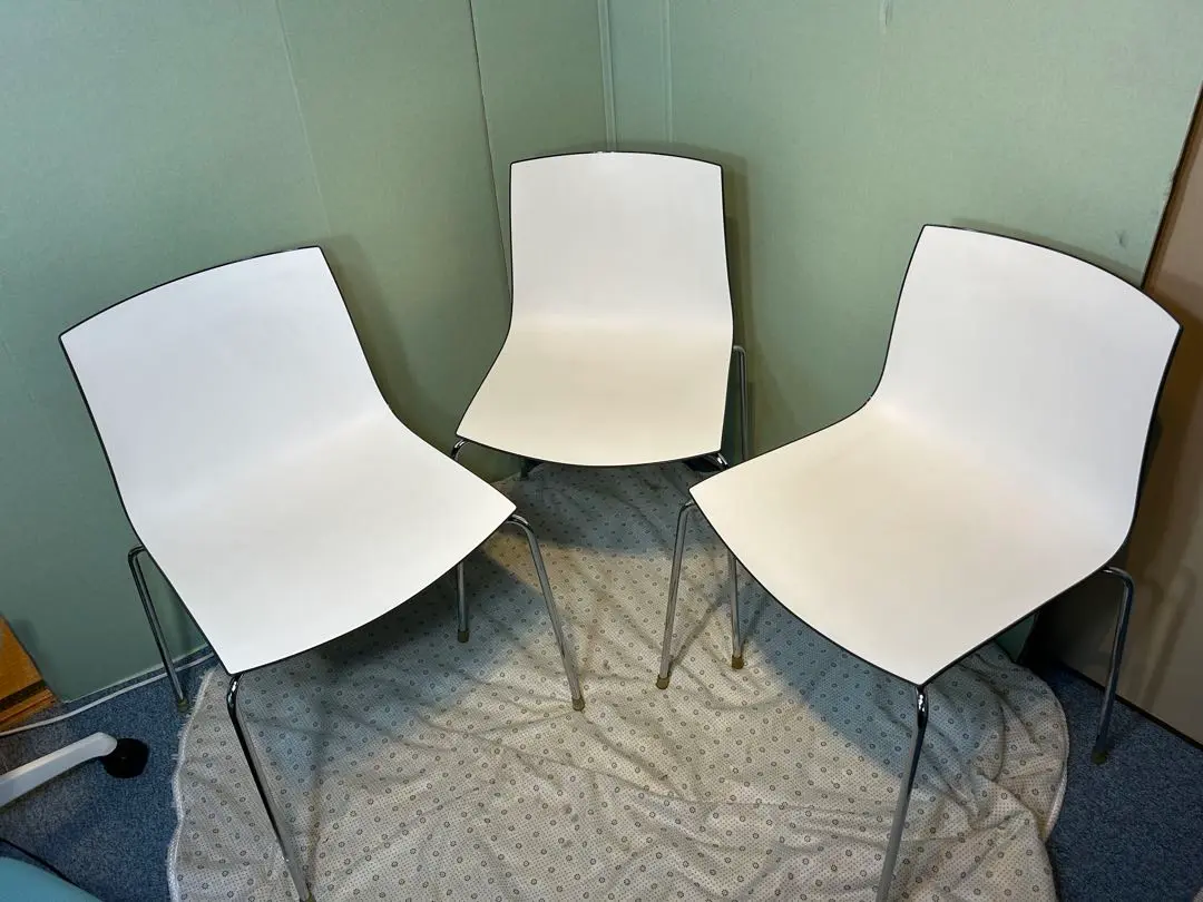 actus arper CATIFA ① 〜5/6まで出品〜 ACTUS(アクタス)取り扱いのイタリア arper社(アルペール) Catifa