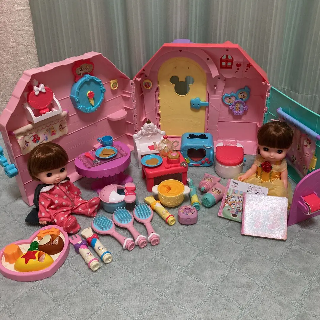 Thumbnail of Remin & Solan Care Set with Doll and House