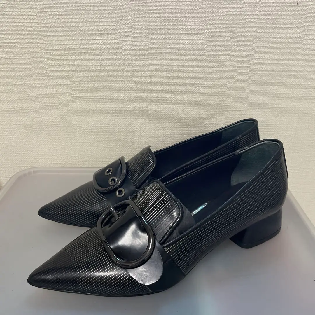 Thumbnail of ZINDA shoes