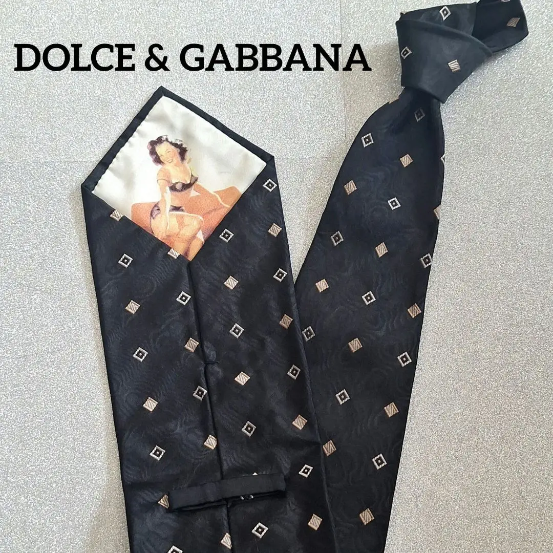 Dolce & Gabbana ピンナップガール　デザイン ベロア ネクタイ Dolce & Gabbana ピンナップガール デザイン ベロア ネクタイ