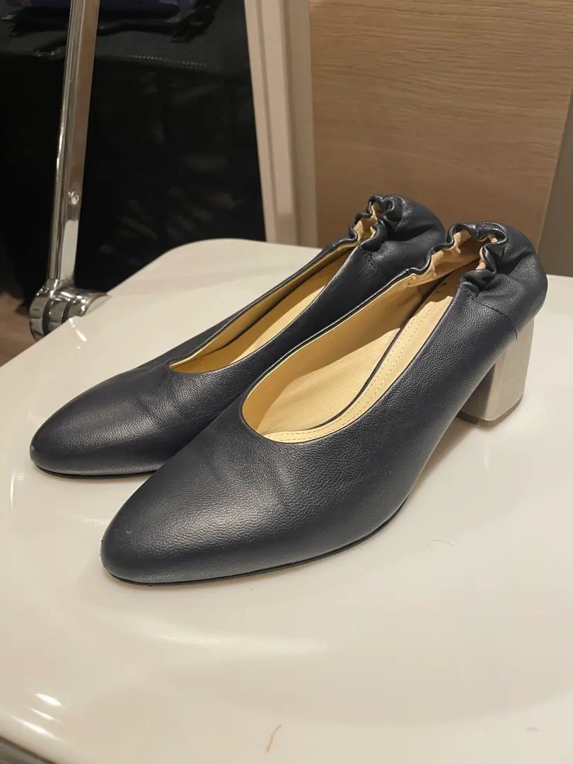 JIL SANDER NAVY 黒レザー パンプス JIL SANDER - 良品 JIL SANDER ジルサンダー レザー ポイン