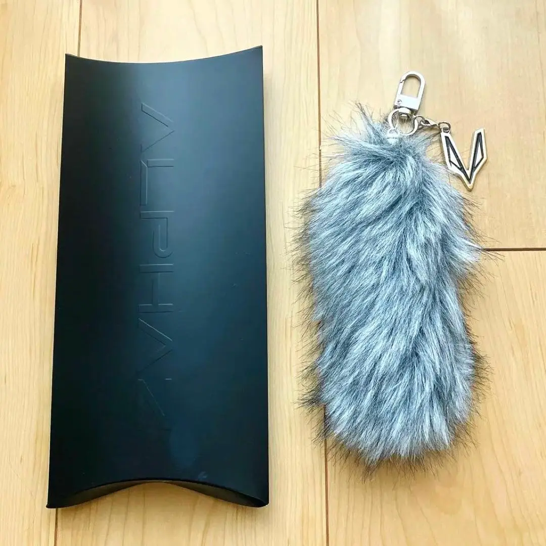 完売品 XG ALPHAZ LIMITED Big tail charm ALPHAZ LIMITED Tail Charm – XGALX OFFICIAL SHOP