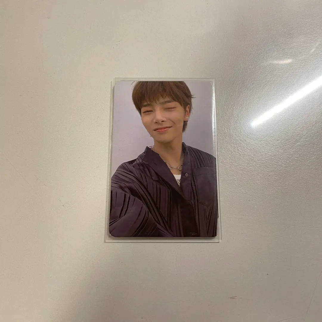 Thumbnail of I.N (Stray Kids) NOEASY photocards