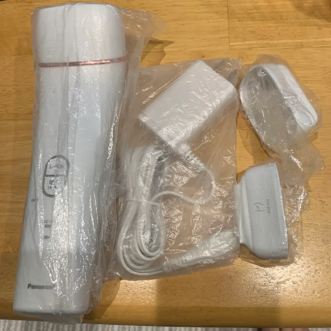 （青木さん専用）Panasonic レディース電気シェーバー ES-WH95 青木さん専用）Panasonic レディース電気シェーバー ES-WH95