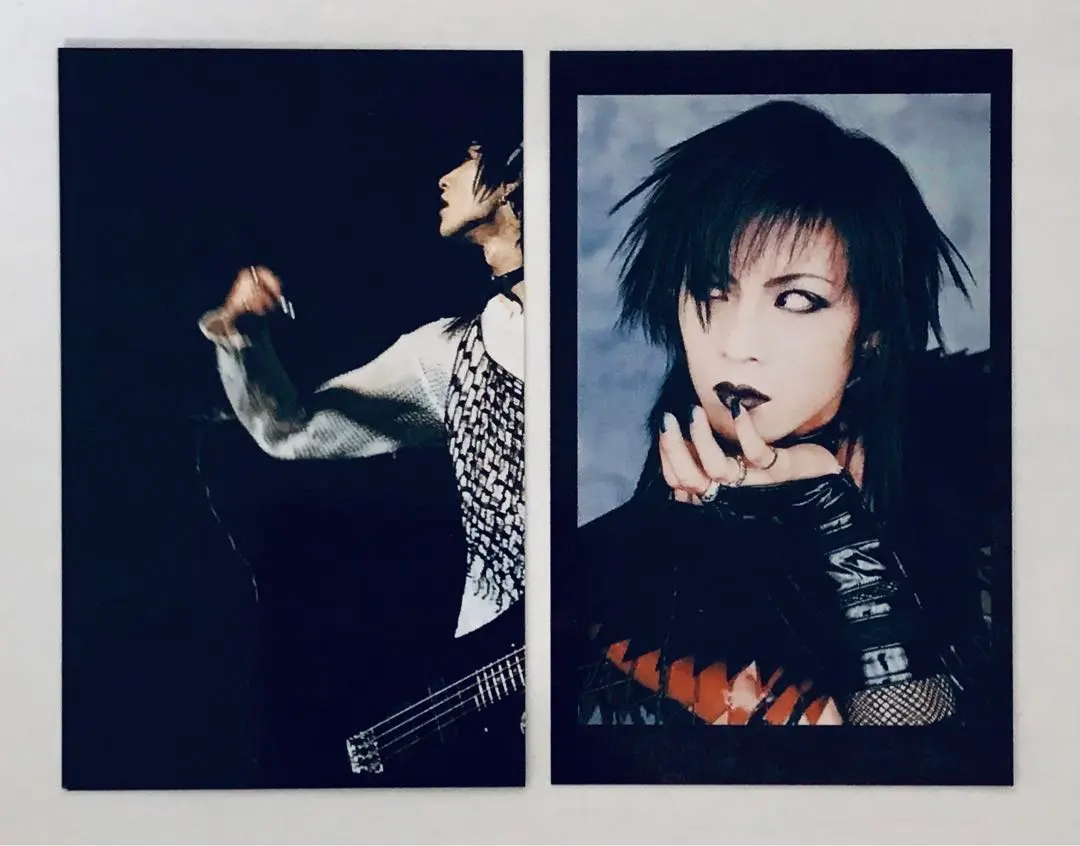 Thumbnail of Dir en grey trading card - Toshiya