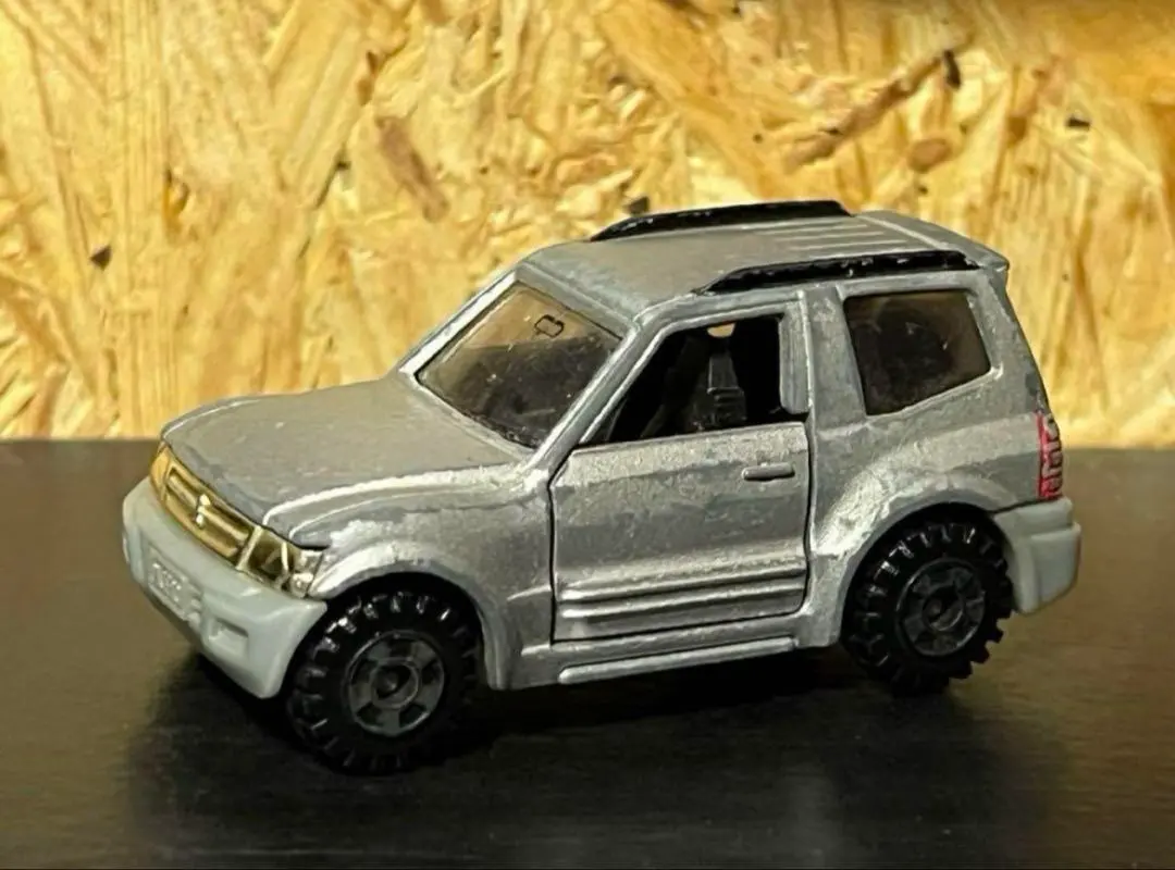 Thumbnail of Tomica No. 30 Mitsubishi Pajero