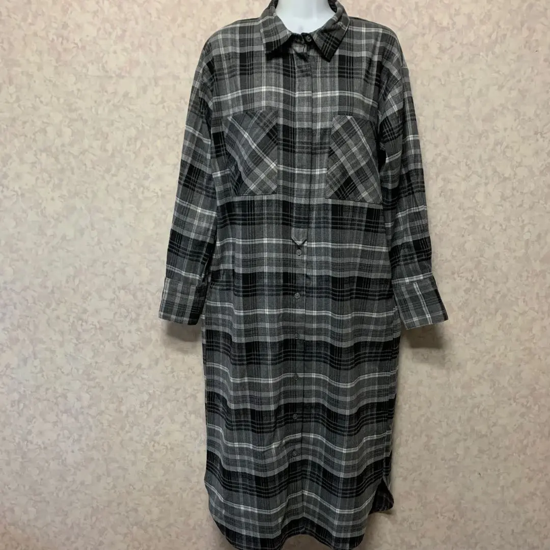 Thumbnail of 【Brand New】Checkered Shirt Dress Gray ♦︎F♦︎