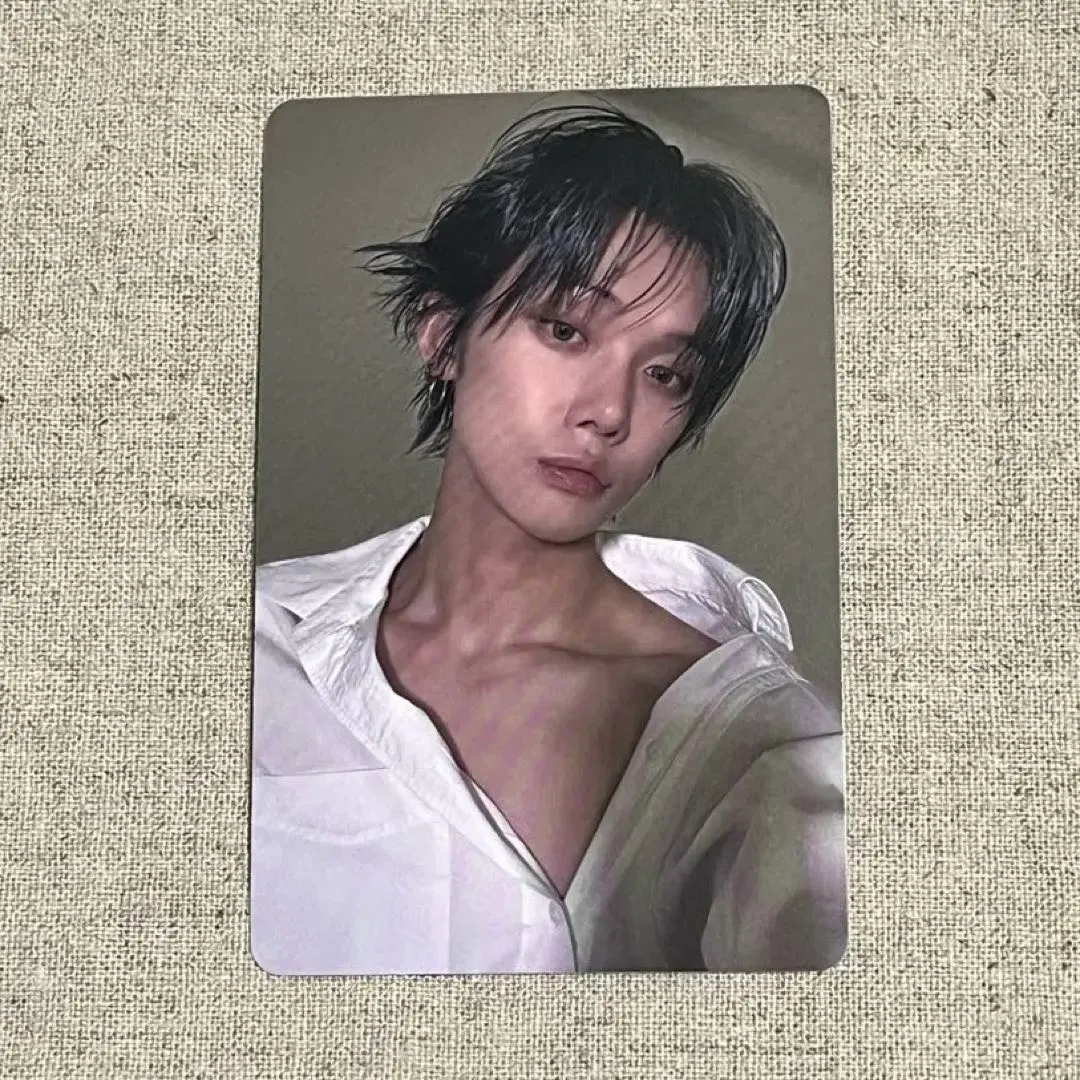 無標籤：PART 01 短褲 然竣 小卡 的縮圖