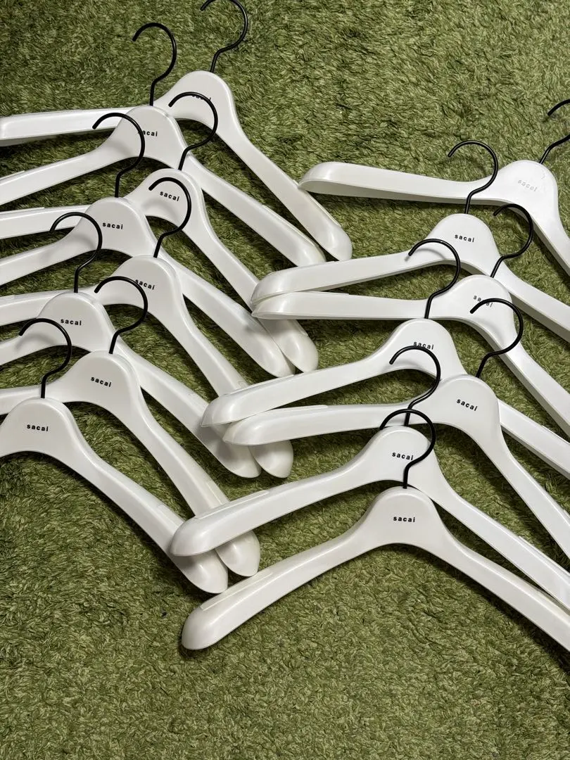 2025年最新】sacai 衣類ハンガーの人気アイテム - メルカリ