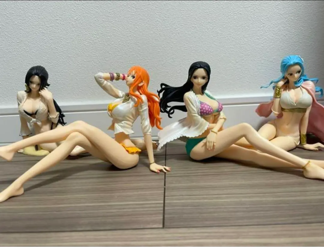 Thumbnail of One Piece figure