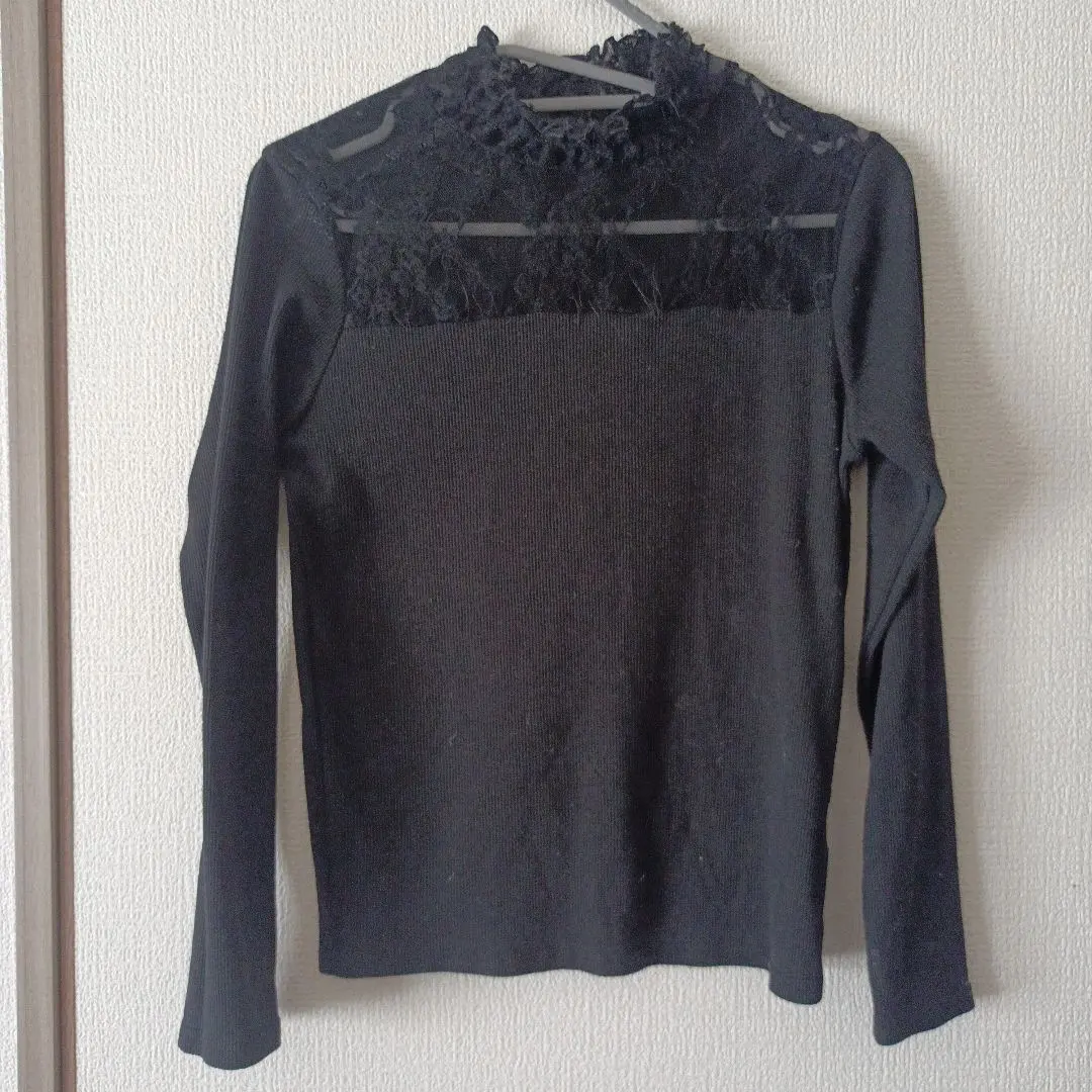 Thumbnail of Anna Blue black long-sleeved blouse