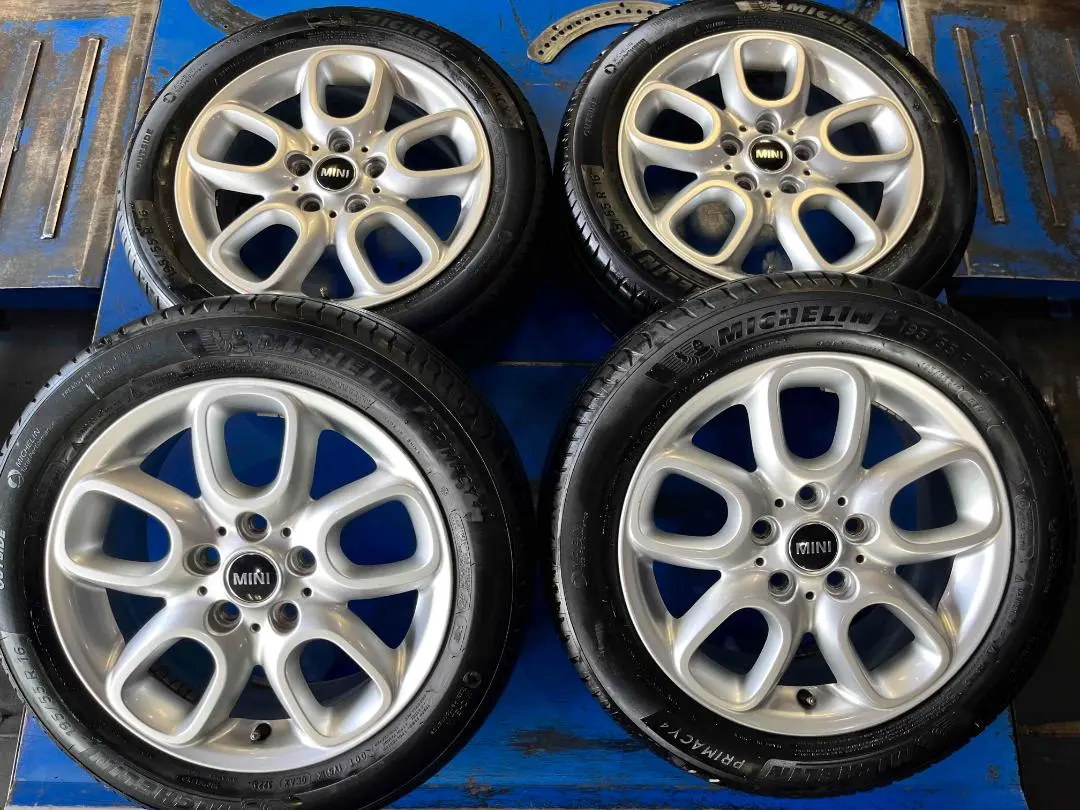 【美品】MINI COOPER ミニ クーパー 195/55 R16 4本セット 2025年最新】195/55R16 MINI 純正の人気アイテム - メルカリ