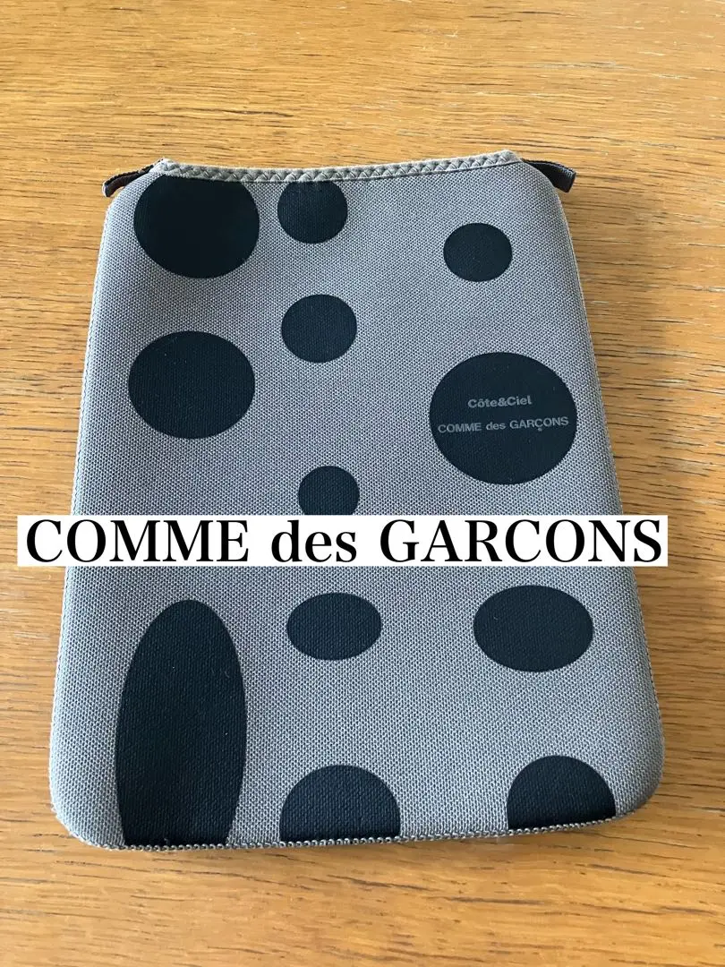 COMME des GARCONS -  限定値下げ ミラノ コルソコモ iPad Airカバー新品未使用 COMME des GARCONS（スマホアクセサリー）のフリマアイテム一覧