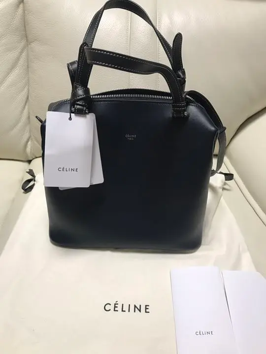 【最終値下】セリーヌ ソフトキューブ ハンドバッグ カーフ CELINE セリーヌ ソフトキューブ ハンドバッグ カーフ