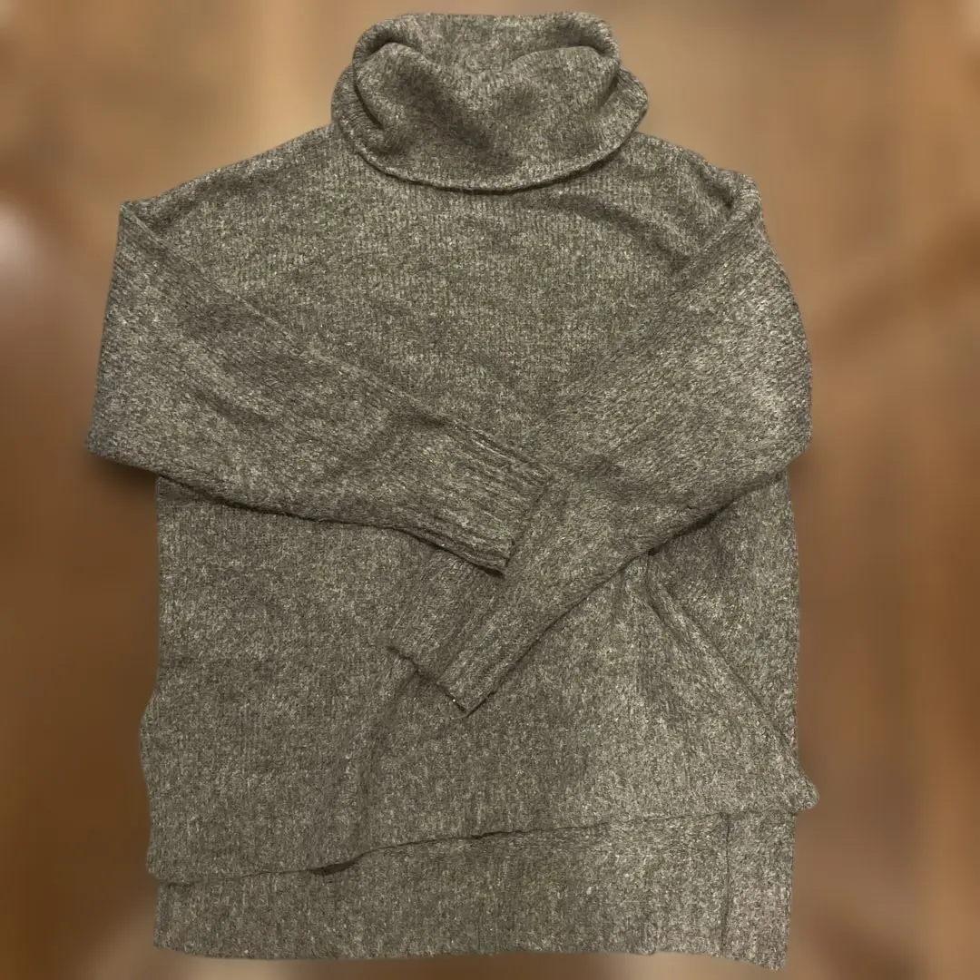 Thumbnail of sweater