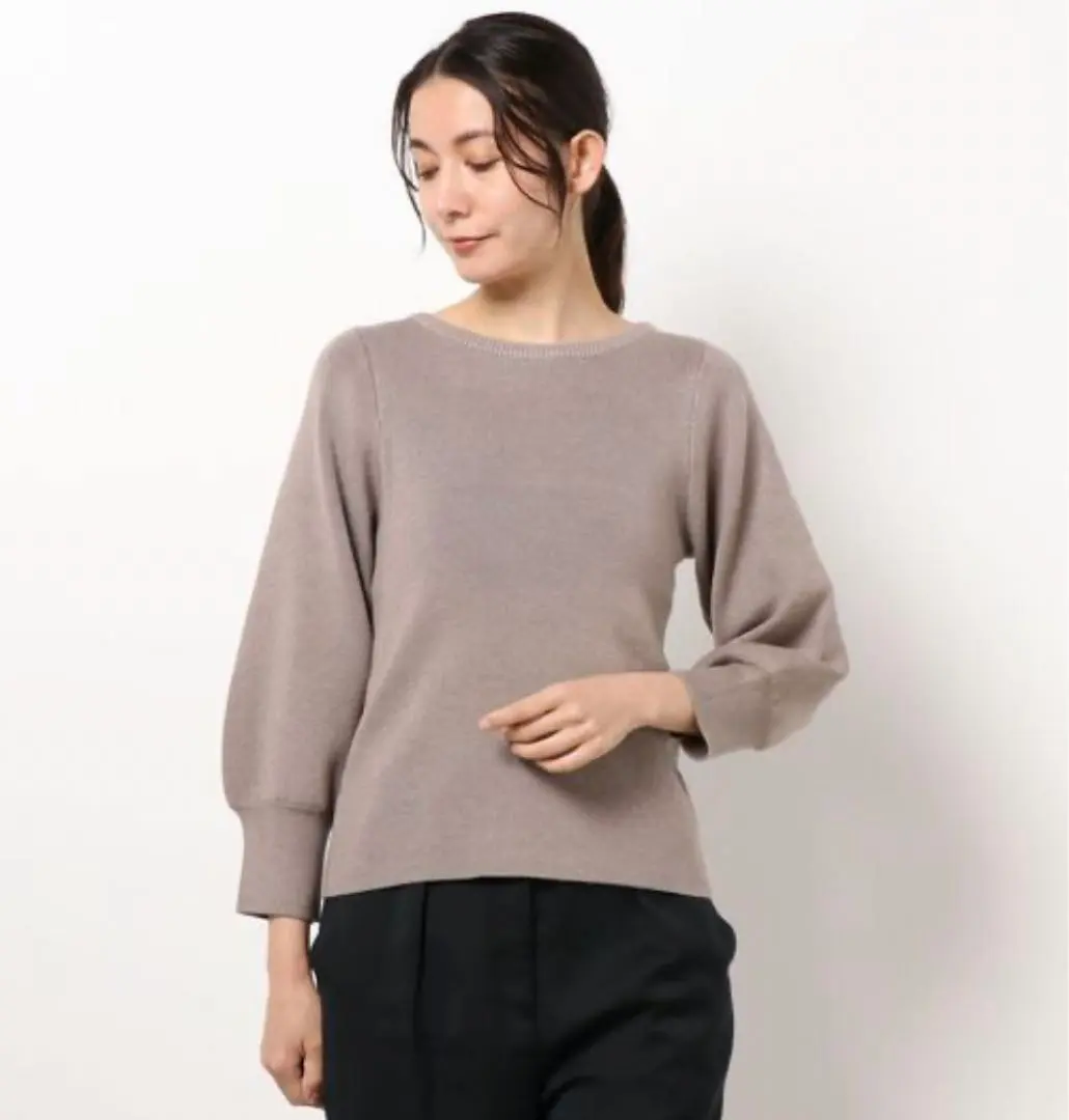 Thumbnail of flower Flower Puff Sleeve Brown Knit Crew Neck Cotton Blend M