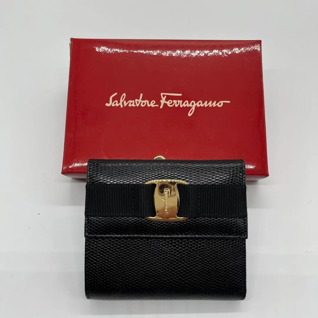 2025年最新】Salvatore Ferragamo 三つ折り財布の人気アイテム