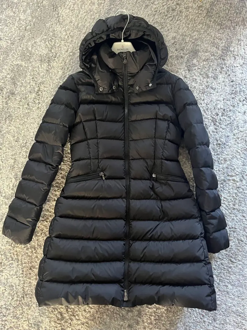 モンクレールダウンシャパール　0size モンクレールダウンシャパール 0size - メルカリ