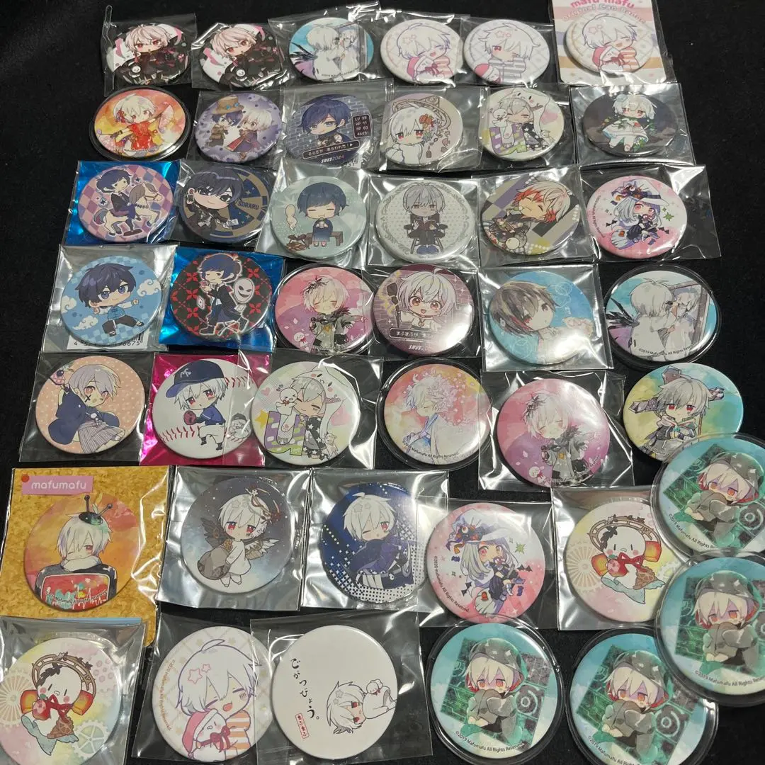 Thumbnail of Mafumafu Soraru badges (large quantity)