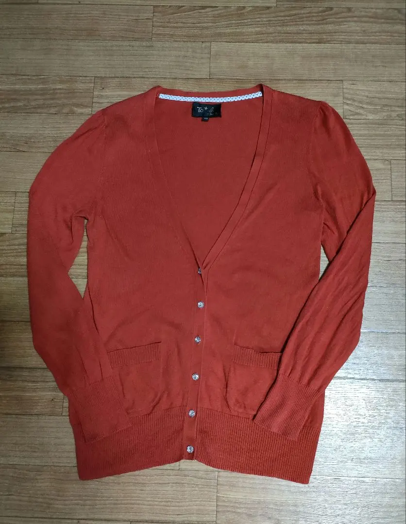 agnes b. 紅色 開襟毛衣 的縮圖