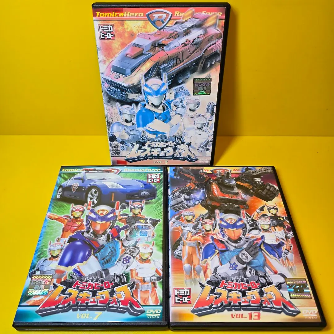 Takara Tomy - 新品未開封２個セット　レスキューフォースR2 R4 トミカヒーロー Amazon.co.jp: 2個セット レスキューフォースR2 R4 トミカ