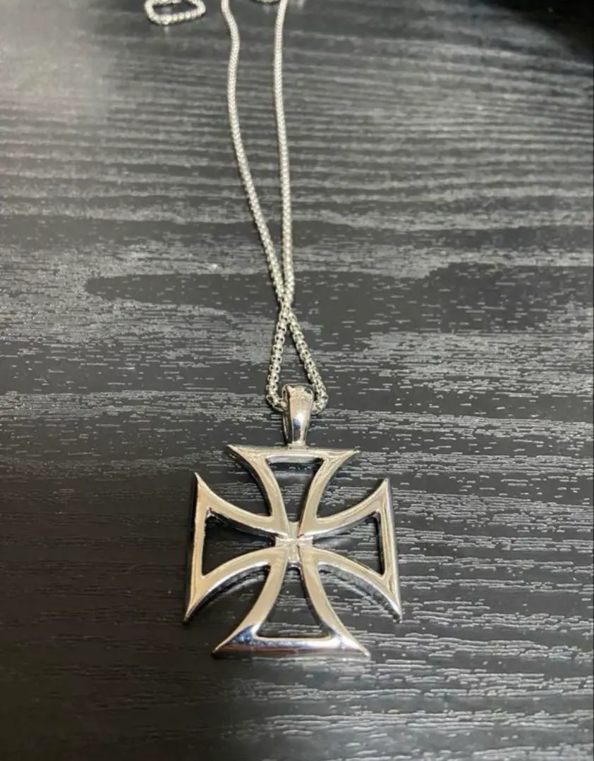 1942’s★ ドイツ国防軍装甲師団★アイアンクロス・実弾Necklace 1942's☆ ドイツ国防軍装甲師団☆アイアンクロス・実弾Necklace