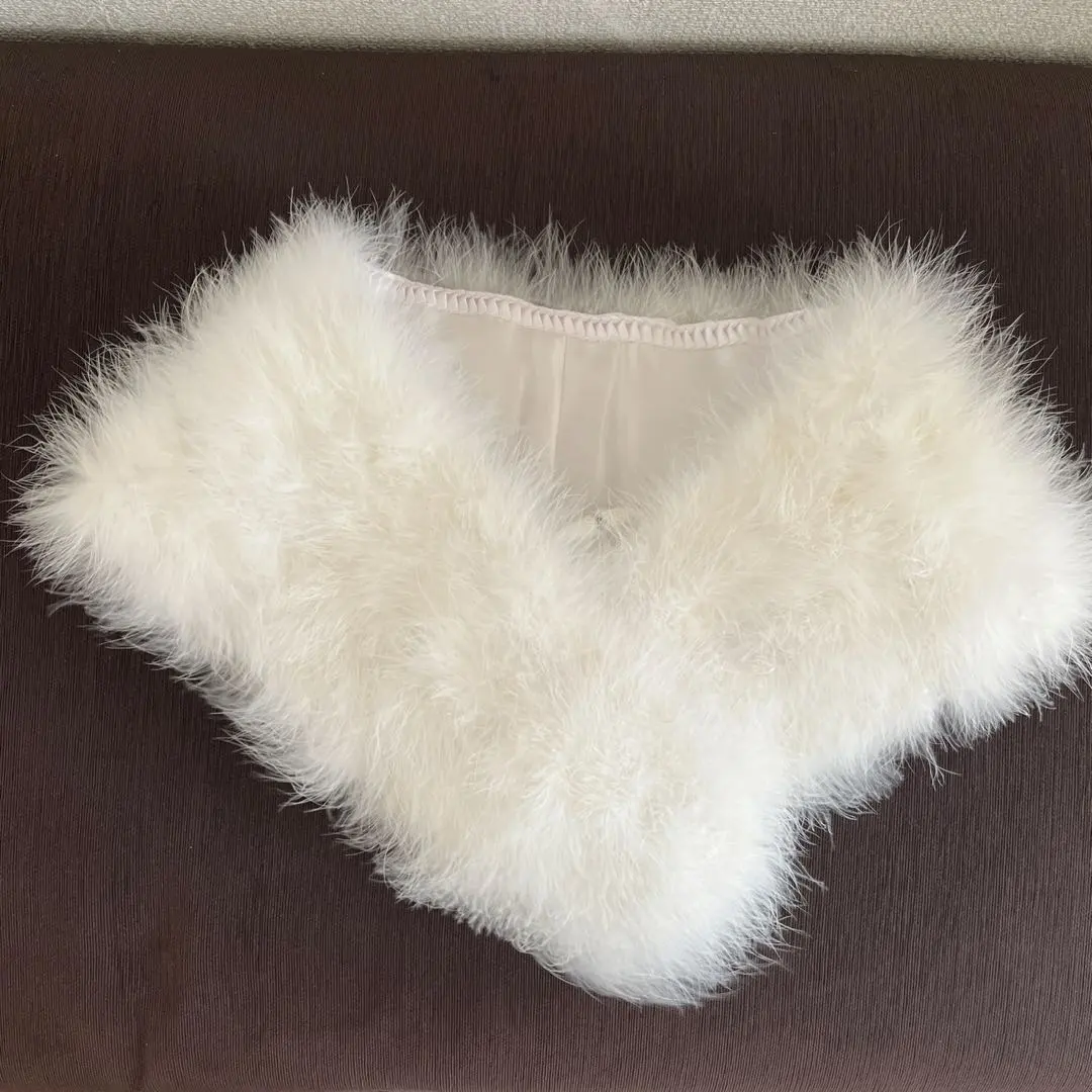 Thumbnail of ⭐️Faux Fur Shawl (Kimono Stole)⭐️ For Japanese Formal Wear: Coming-of-Age Ceremony, Graduation, Wedding, etc.