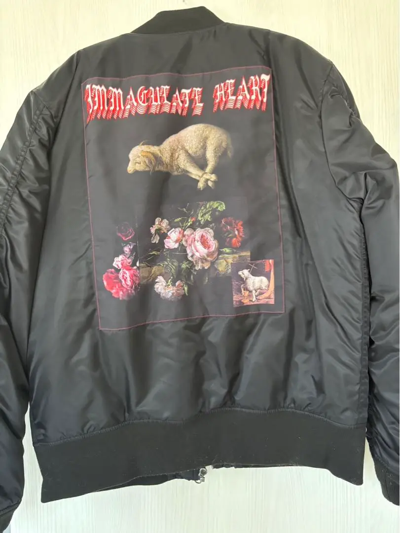 $*$様 BORN X RAISED オリーブ ナイロンジャケット 様 BORN X RAISED オリーブ ナイロンジャケット - メルカリ