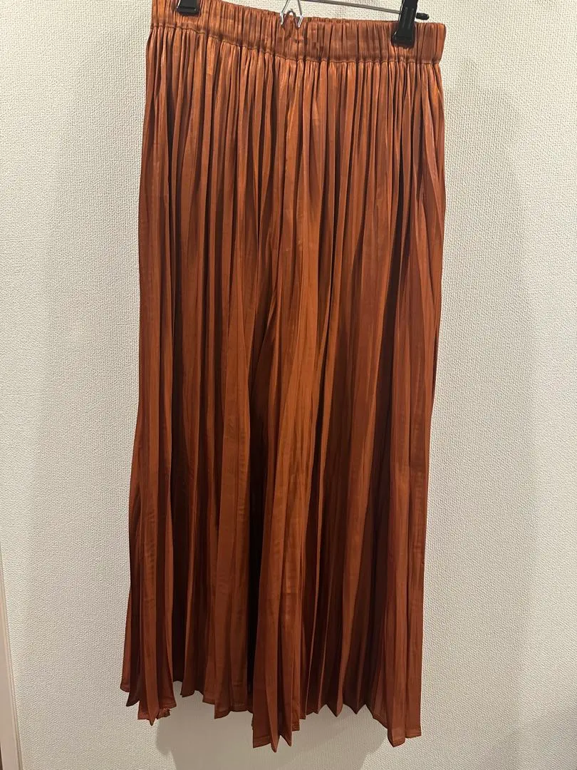 Thumbnail of Ciao Panic TYPY - Shibu Orange Pleated Gaucho Pants - Long Length
