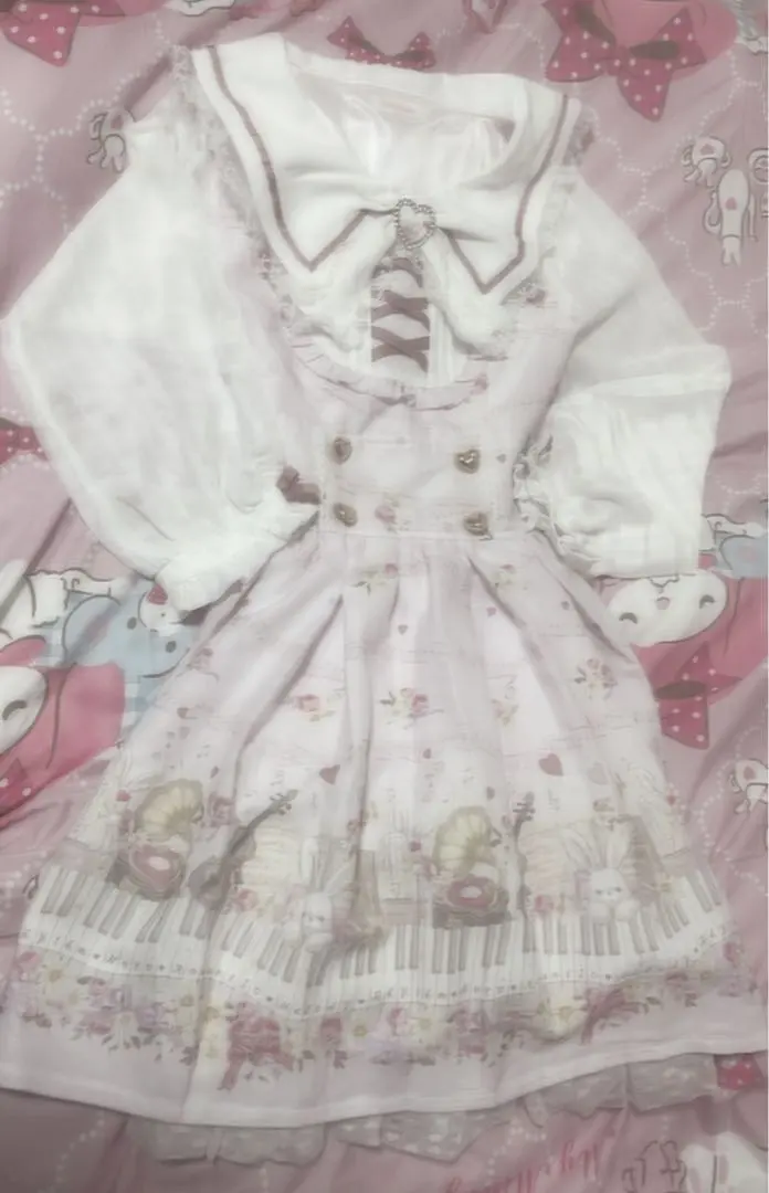 2025年最新】melody bunny柄ワンピースの人気アイテム - メルカリ