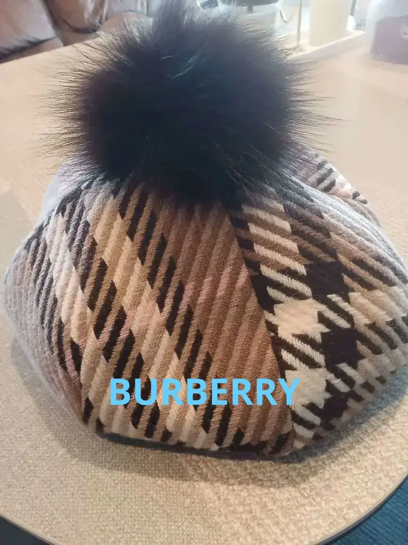 BURBERRY BLUE LABEL チェック柄 ベレー帽　ピンク BURBERRY BLUE LABEL チェック柄 ベレー帽ピンク